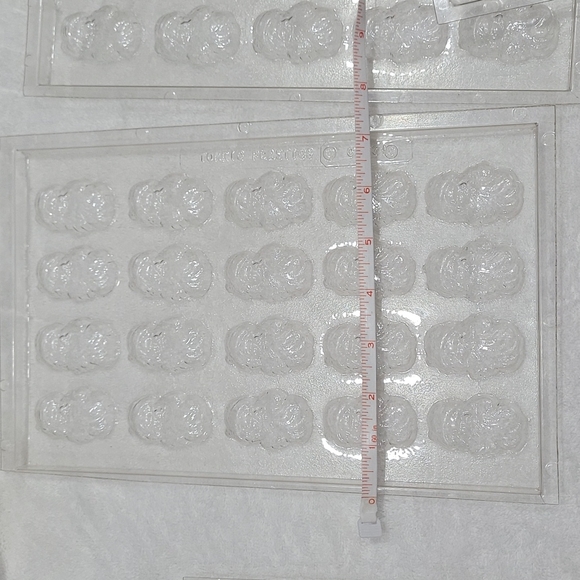 8 Christmas Santa Face Chocolate Molds!!! - Picture 8 of 8